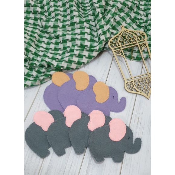 

Elephant/Gajah Amplop Flanel Angpao Lebaran - Handmade