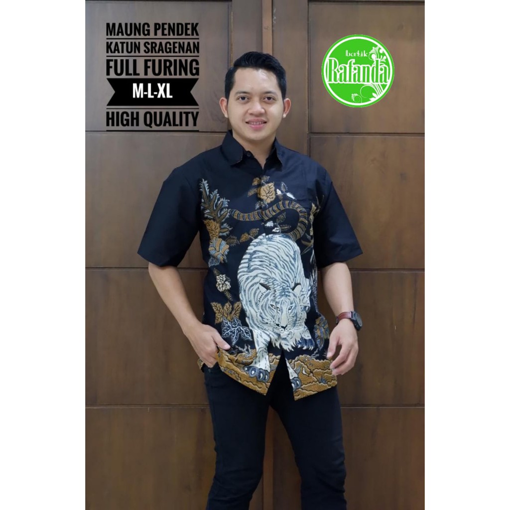 MAUNG RAFANDA BAJU KEMEJA BATIK PRIA SOLO LENGAN PENDEK PANJANG LAPIS FURING ATASAN BATIK PREMIUM MODERN KATUN HALUS ARFANA NAVY 2 WAYANG GEDE MURAI LAWASAN PARANG SINAR ADI PRAKASA PERMATA HITAM WULU SEKTI KOPI MOCA ARFANA NAVY MARENO  MERAK SOGAN WULU