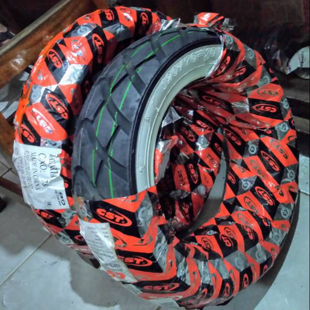 BAN VESPA BELAKANG LX 125 DAN LX150 UKURAN 120/70-10 MEREK CST IMPORT