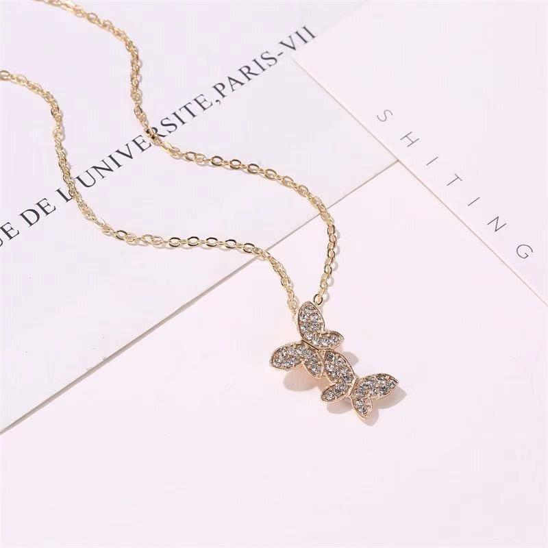 Kalung Kupu-Kupu Wanita Kalung Liontin Dua Kupu-Kupu / Kalung Liontin Kupu-Kupu Aksesoris Wanita