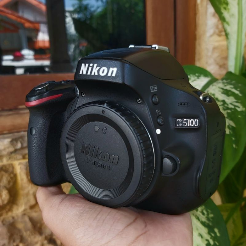 Nikon D5100 Body Only Bagus Banget