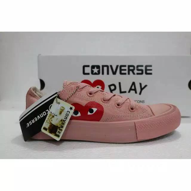Sepatu Converse Plays 70s Chuck Taylor CT Import Peach Hitam Putih Impor Vietnam Premium Kado Hadiah