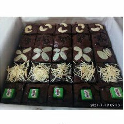 

fudgy brownies home made