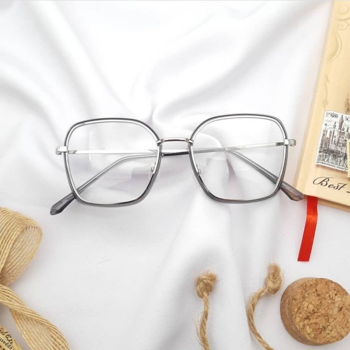 Photocromic...Kacamata Frame Kotak Trendy Wanita Vintage Korean Style High Class Quality
