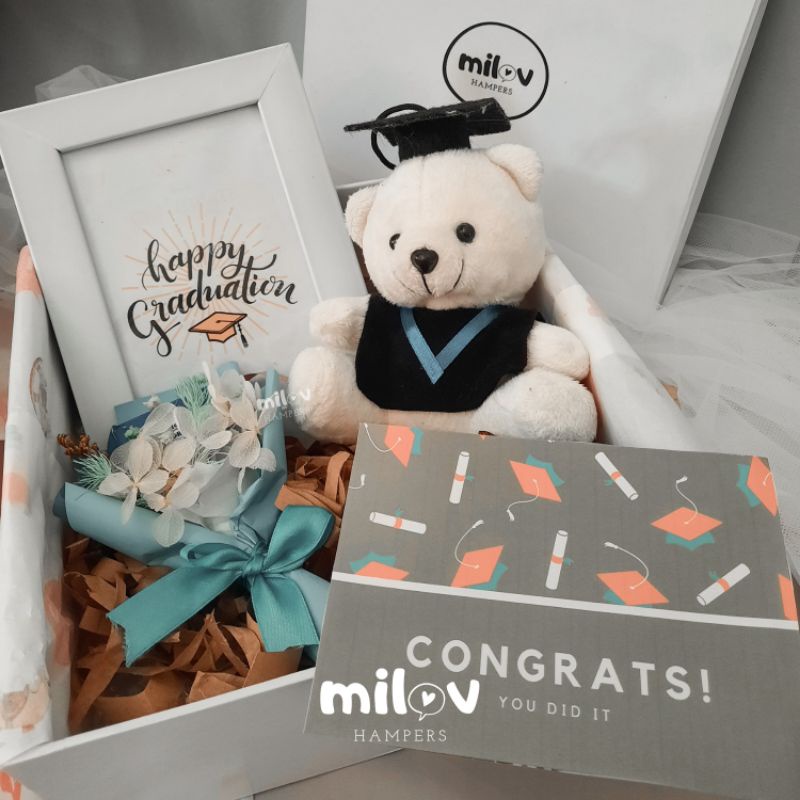 

graduation gift | hadiah wisuda | boneka buket wisuda | buket bunga hadiah kelulusan boneka teddy bear | buket wisuda
