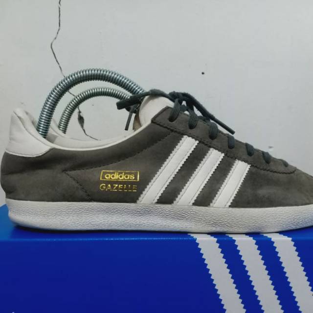 gazelle og grey