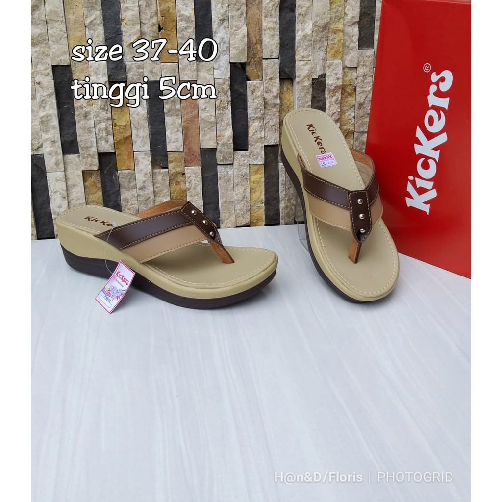 Kickers sandal jepit wanita