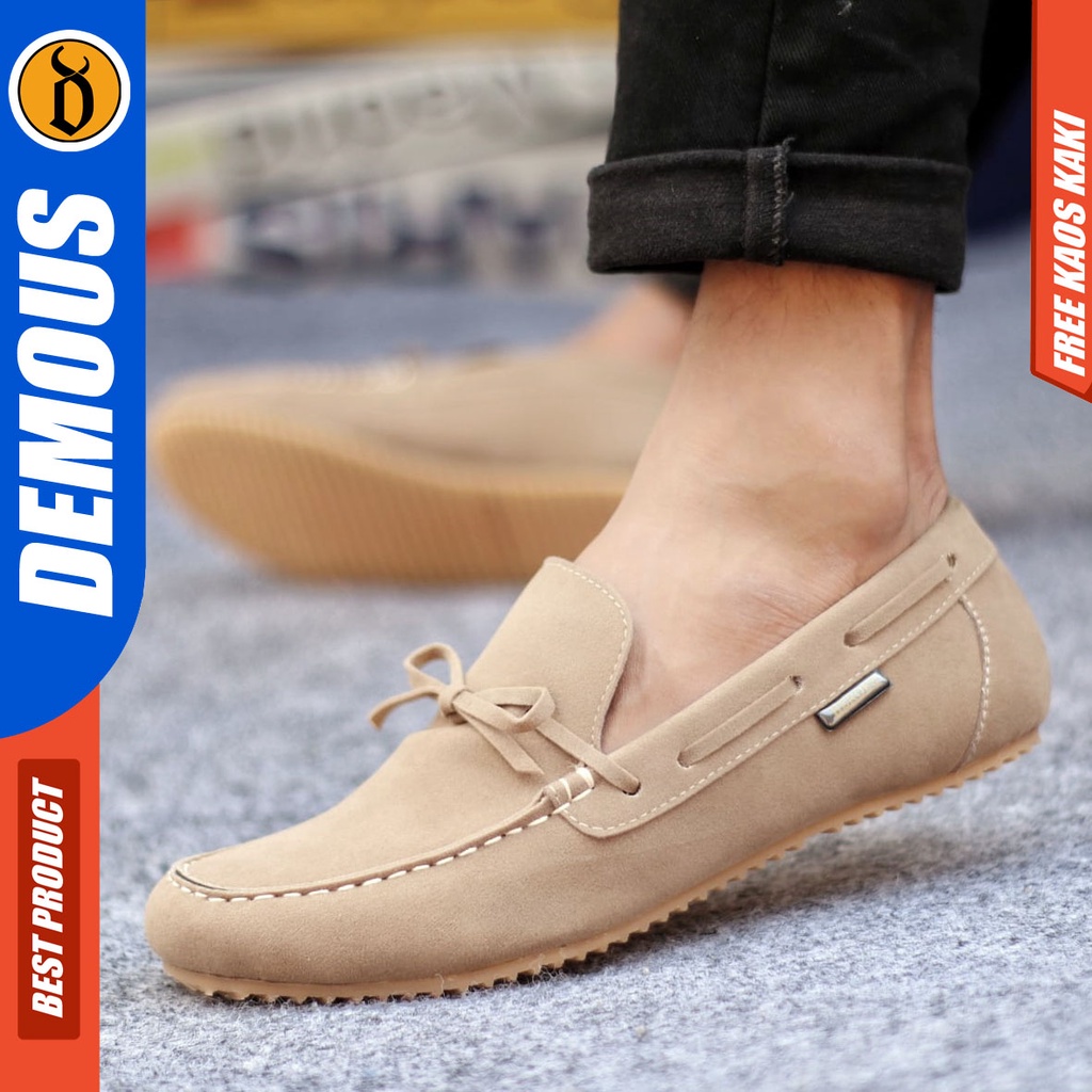 DEMOUS CELTIK Sepatu Kasual Slip On Casual Pria