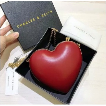 Tas Selempang Wanita Love *CharlesKeithh* Rantai Gold Import/Premium#110372