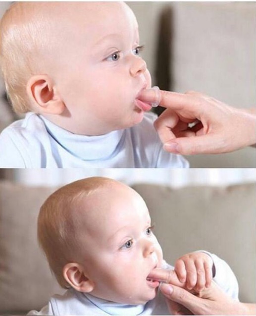 Little Baby SIKAT Gigi / Gusi dan LIDAH + case / wadah penyimpan - Silicone Finger Toothbrush - sikat lidah silikon
