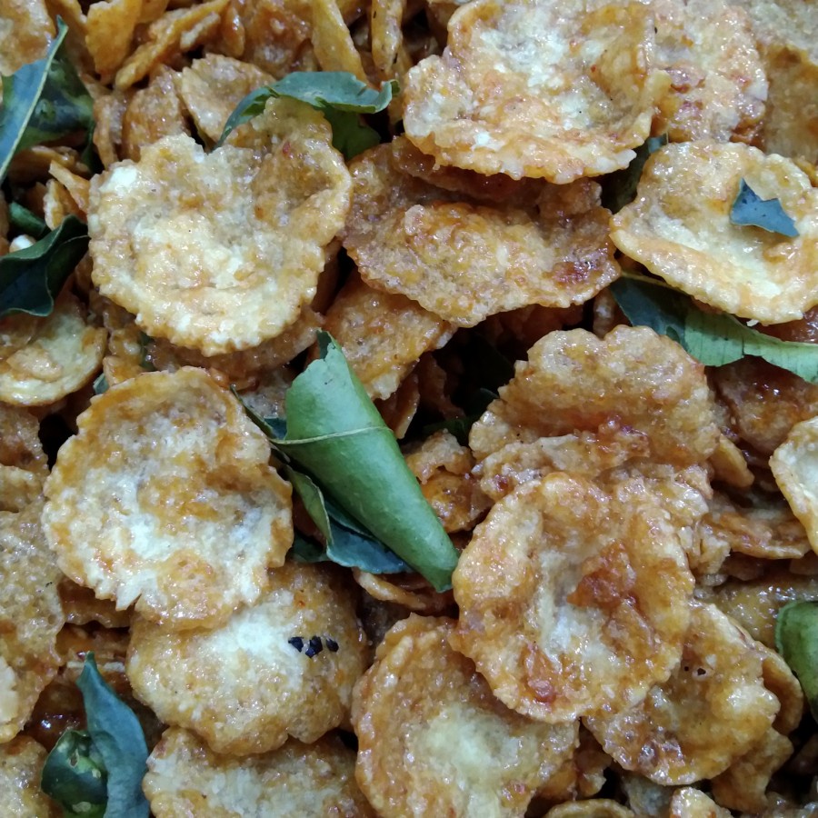 

EMPING PEDAS MANIS THAILAND / KERIPIK (KRIPIK) DAUN JERUK 1KG