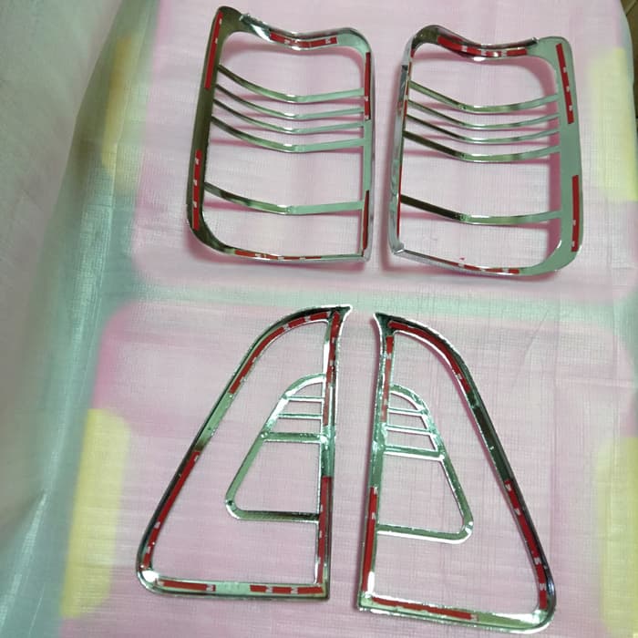 garnish cover pelindung lampu stop BELAKANG mobil toyota kijang new efi kapsul lgx 2003 2004 + segitiga hitam CHROME CROME