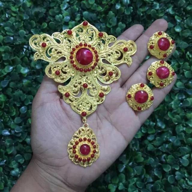 Set Alpaka Bros Bali Kebaya
