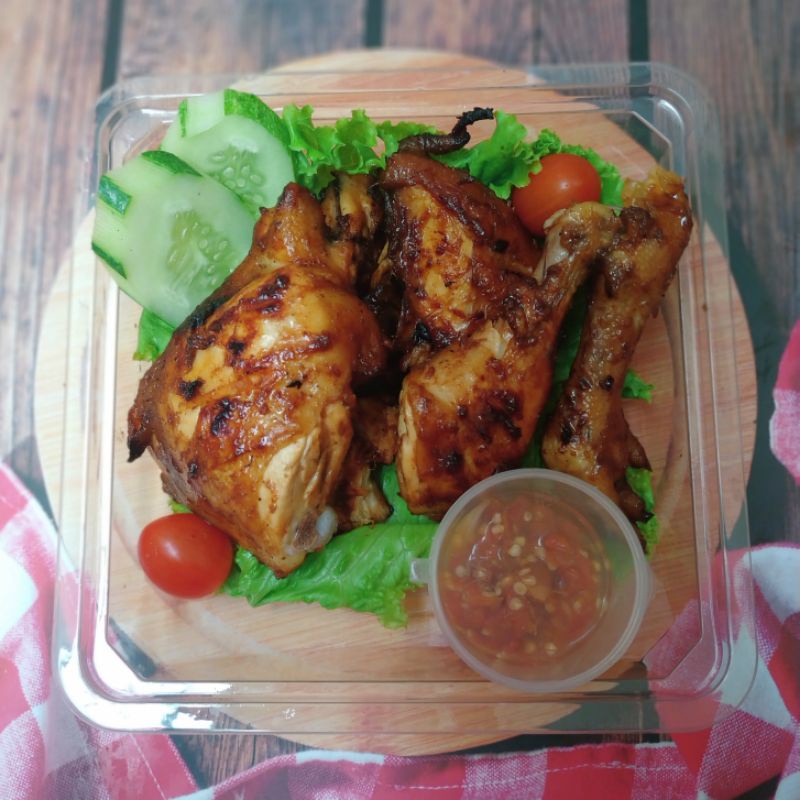 

Lauk Matang siap saji Ayam bakar 1/2 ekor paha dada Catering Harian Bekasi