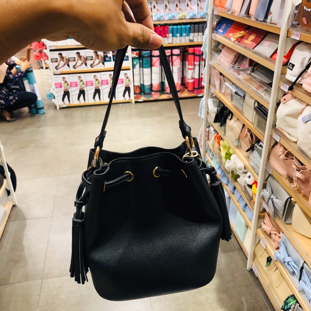 Tas serut miniso 