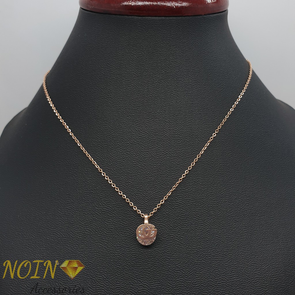 Kalung Titanium Wanita  model Permata Zircon Huruf - Korean Style Import KT-022