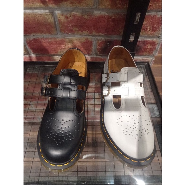 SALE DOCMART DR MARTENS MARY JANE BLACK / WHITE 35 - 41 NEW ORIGINAL
