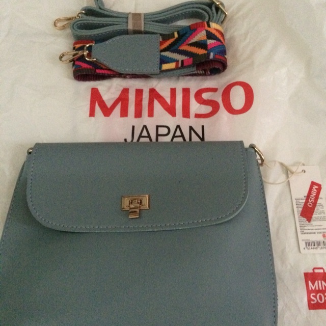Tas slempang wanita ori miniso