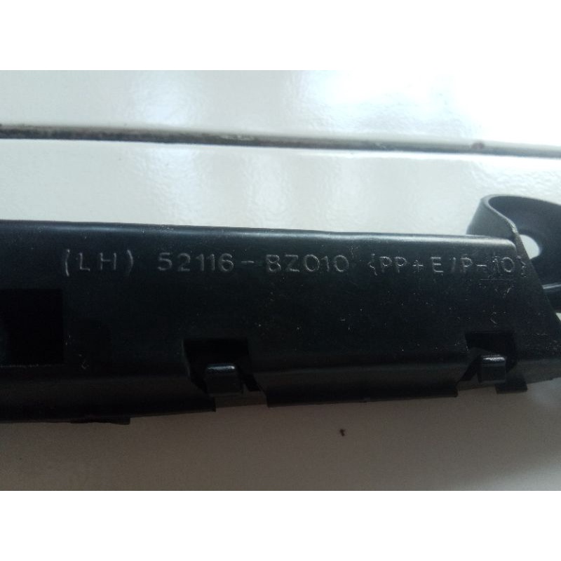 BREKET BEMPER AVANZA XENIA OLD LH 52116-BZ010 TOYOTA