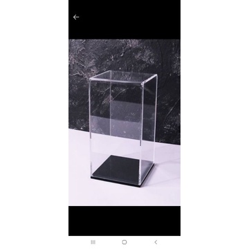 box acrylic untuk pajangan mainan atau piala