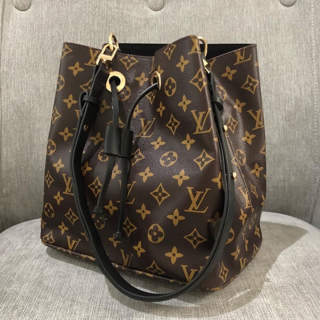 LV Neo Noe semi super 25 cm Bag