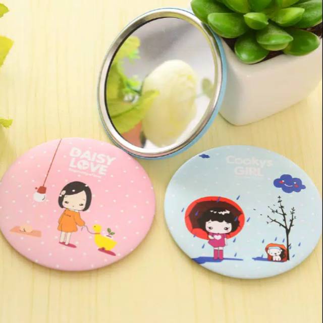 Kaca Bulat Karakter Kaca Cermin Make Up Mini Travelling Motif Kartun Colorful