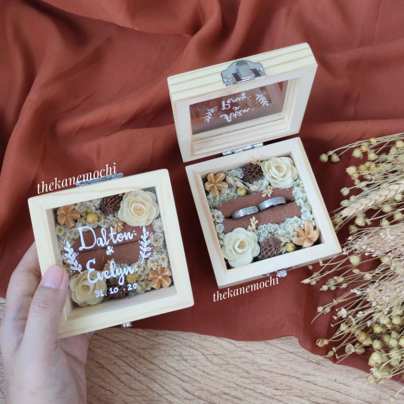 Ring box kayu Wooden Ring Box Acrylic Lid