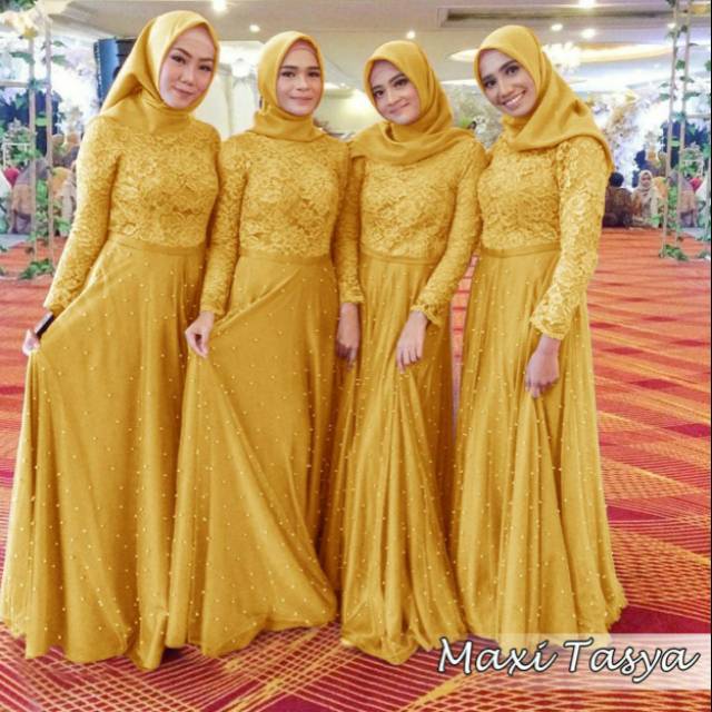 BAJU BROKAT PESTA DEWASA /gamis Maxi Tasya gold ,bahan satin velvet size XL.No Pasmina