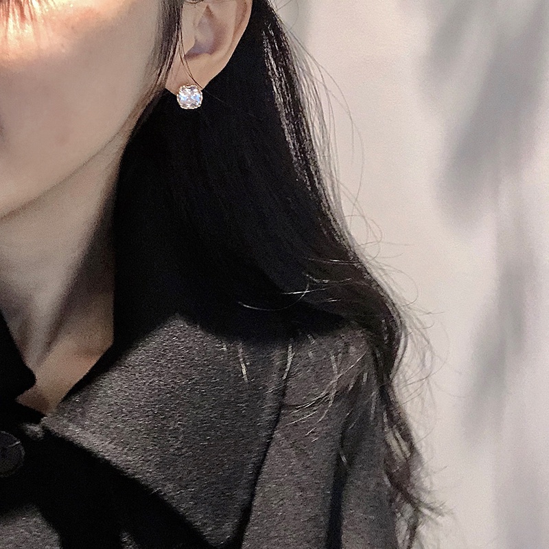 Korea Fashion Wanita Buatan Zirkon Anting Kupu-kupu Bunga Sederhana