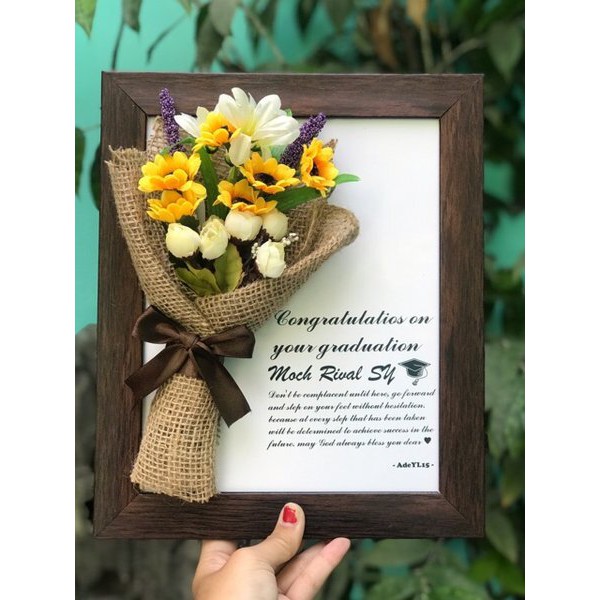 Flower in frame Hadiah wisuda kado wisuda Bingkai Foto Pajangan Wisuda Hadiah ulang tahun Beragam Pr