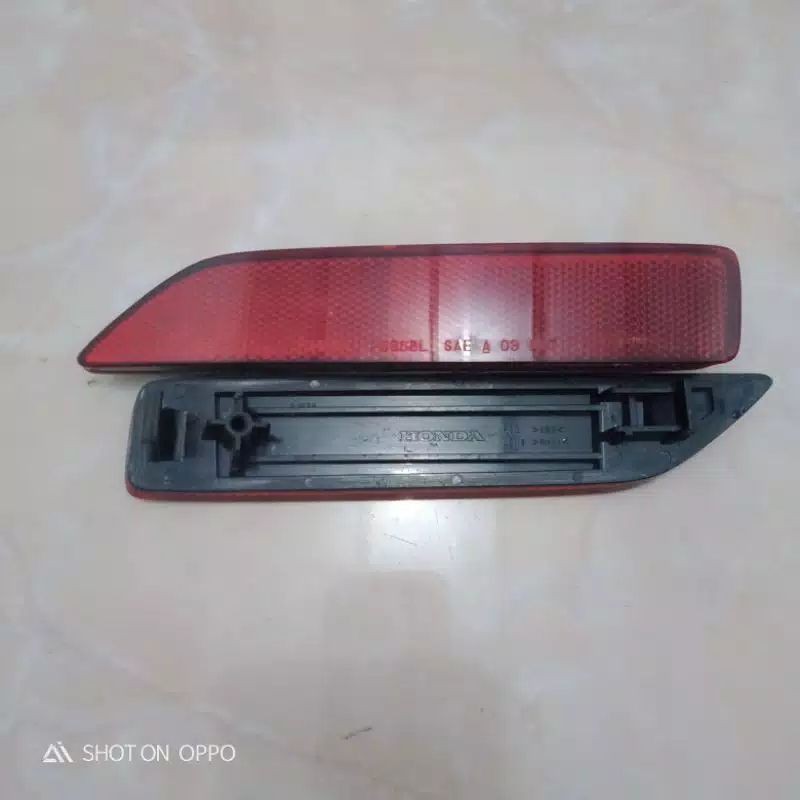 lampu reflektor bemper belakang Honda Mobilio BRV original