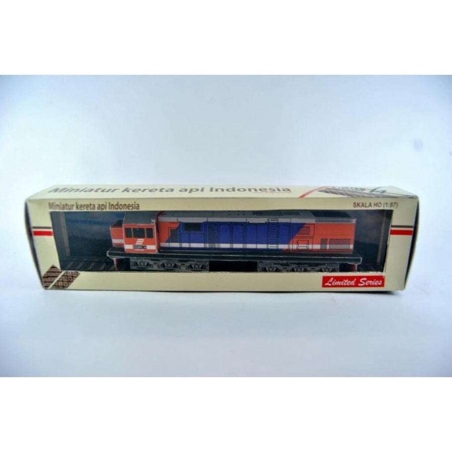 miniatur kereta api - Lokomotif CC201 KAI Merah biru (Papercraft)