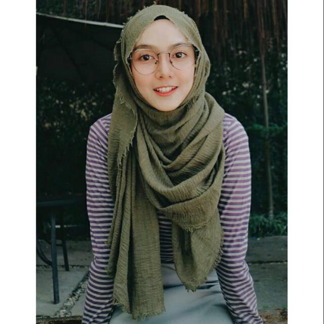  Jilbab Pashmina Crinkle Warna Mocca  Jilbab  Gucci