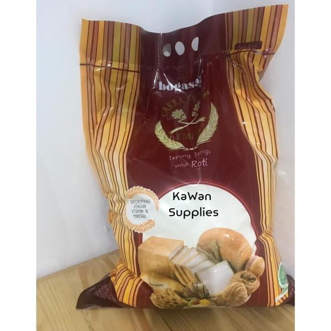 

BOGASARI CAKRA KEMBAR EMAS TEPUNG PREMIKS UNTUK ROTI 5KG