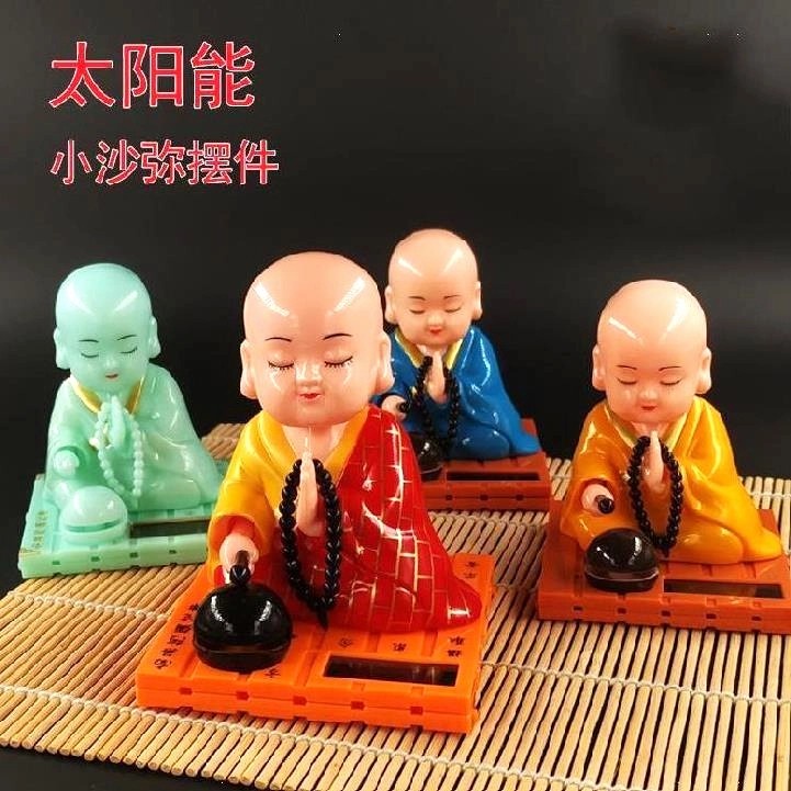 Pajangan Biksu Box Dekorasi Kado Patung Budha Solar Tangan Goyang