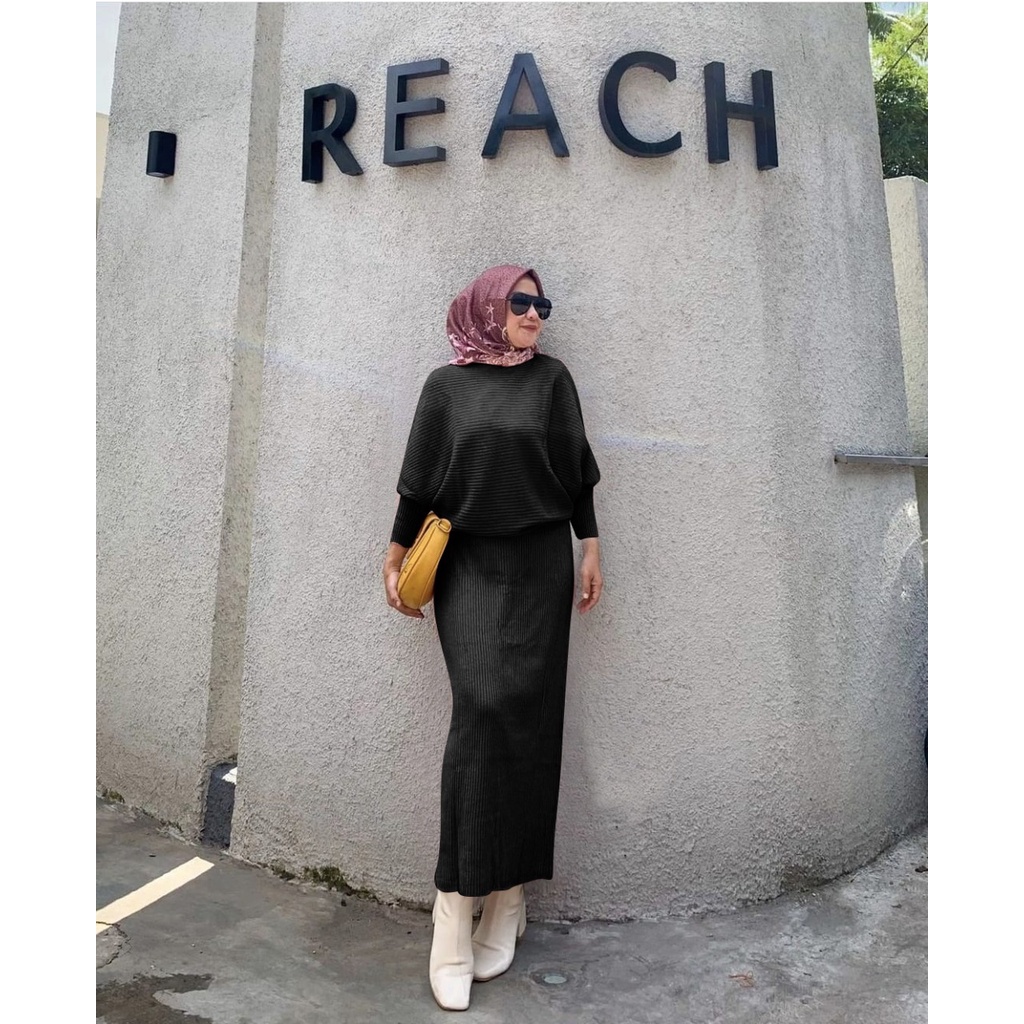 2 UKURAN L DAN JUMBO SET KNIT REACH FASHION PAKAIAN WANITA SETELAN ATASAN BATWING DAN ROK KR / EDHM ADA VIDEO REAL PRODUK