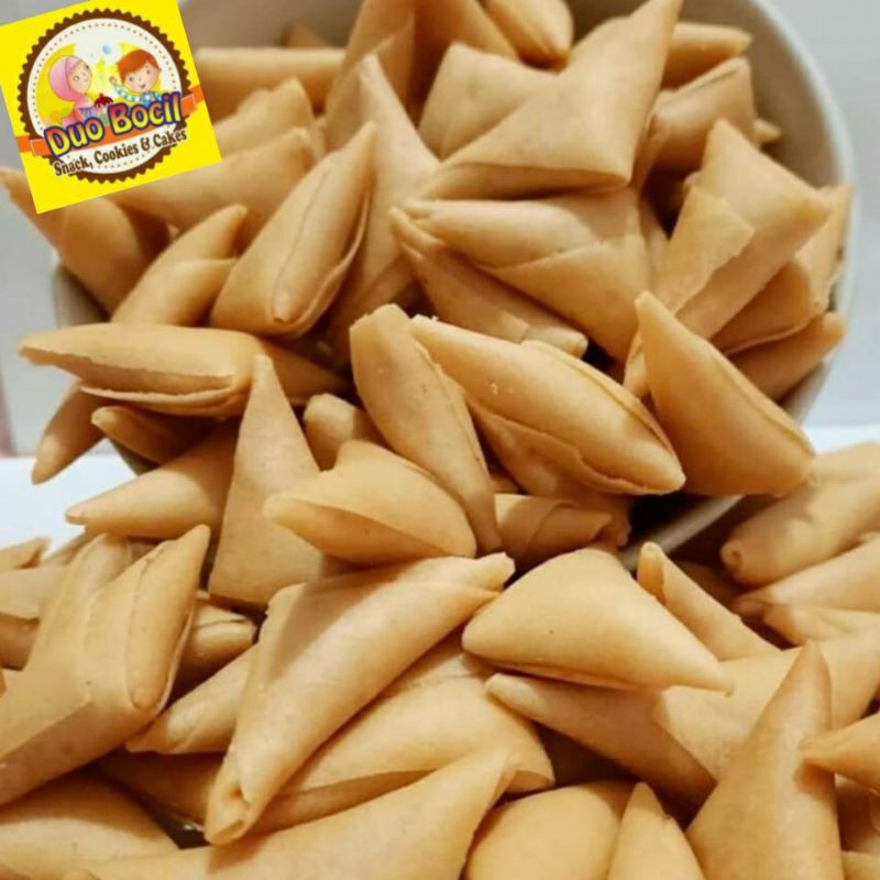 

Samosa Abon Ayam Manis Pedas Sarikaya 250 Gram - Duo Bocil Snack