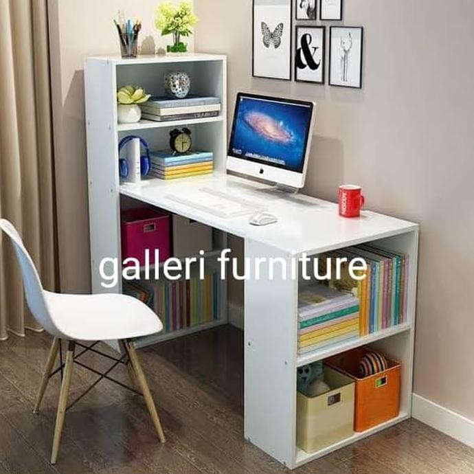 Meja Kerja, Komputer Dan Belajar Putih .