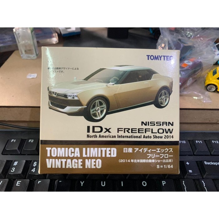 Tomica Limited Vintage Neo Nissan IDx Freeflow