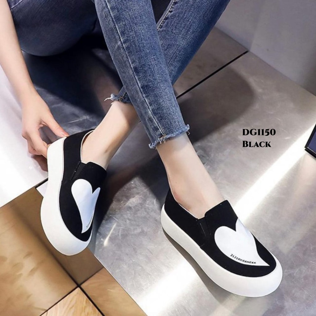 RESTOCK WYN SNEAKERS HIGHSOLE HEART STYLE COMMUTER FASHION KOREA DG1150