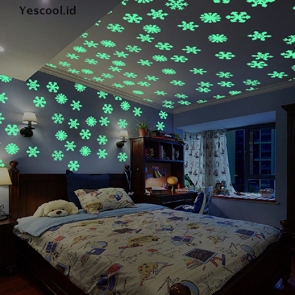 Stiker Dinding Decal Desain Snowflake Glow In The Dark Untuk Kamar Tidur