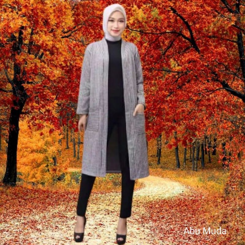 Cardigan outerwear Wanita Anggun