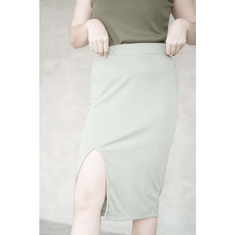 Rok Diana Slit Skirt