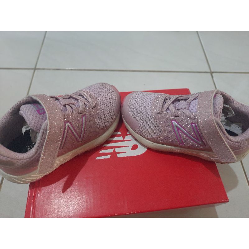 Sepatu NB baby preloved  (original sport station)