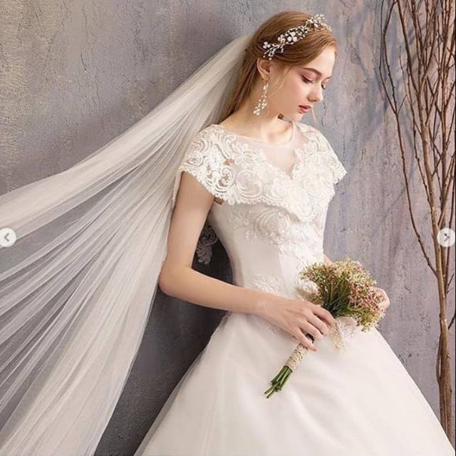 Gaun  Pengantin Ballgown Mewah  gaun  dengan brukat  wedding / putih pernikahan