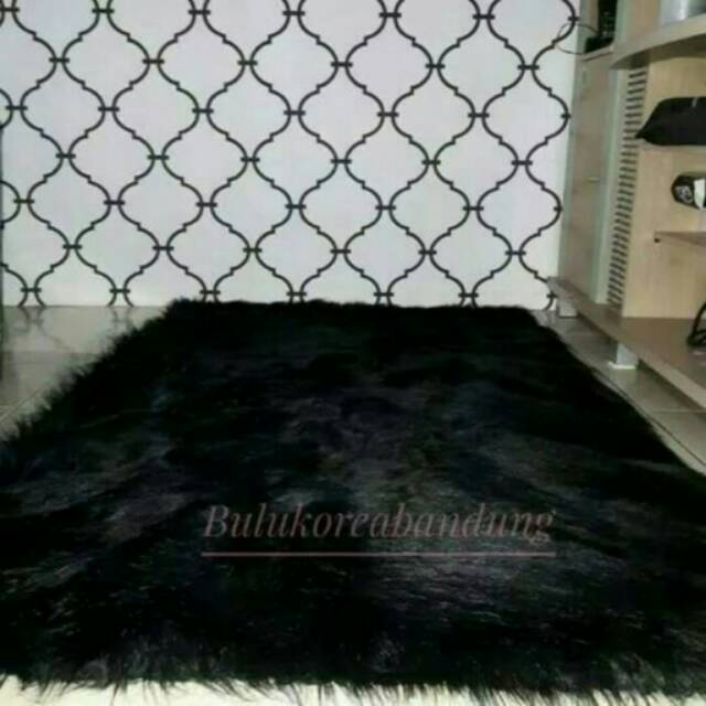 Karpet Bulu Korea Hitam ukuran 100 x 150