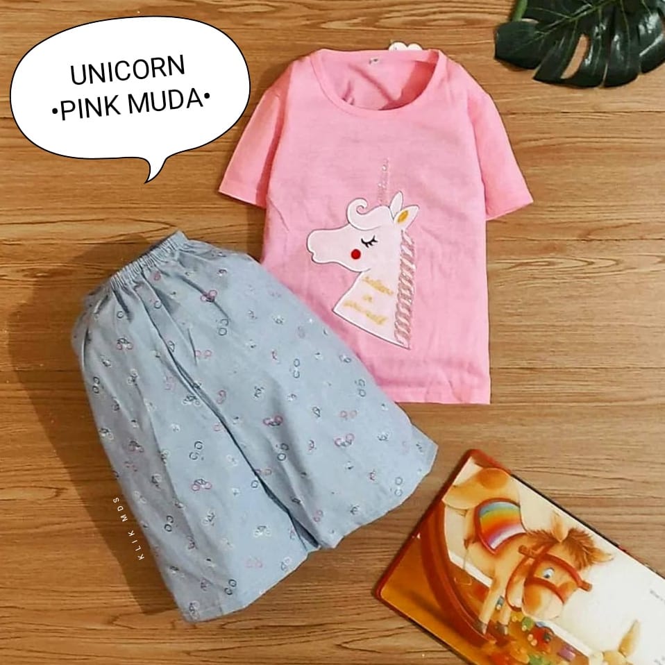 Setelan Anak Perempuan / Baju Anak Perempuan Kaos Katun Motif Unnicorn