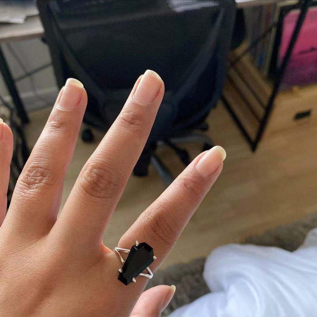 Cincin Bentuk Peti Mati Gaya Punk Gothic Untuk Pria Dan Wanita