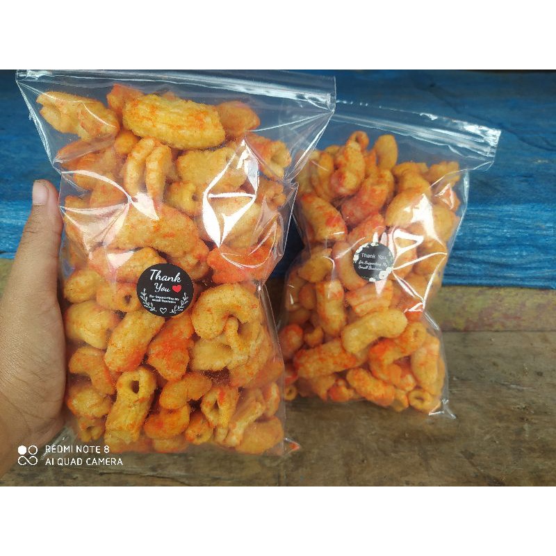 

MACARONI KRUPUK PEDAS MANIS