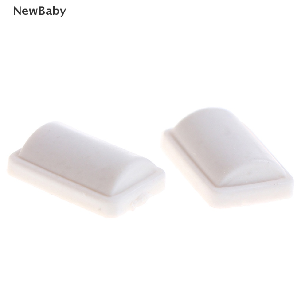 Newbaby 8pcs / set Cover Sekrup Kaki Bahan Karet Silikon Warna Hitam / Putih Untuk Konsol WII